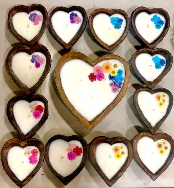 Heart shaped dough bowl soy candle with flowers