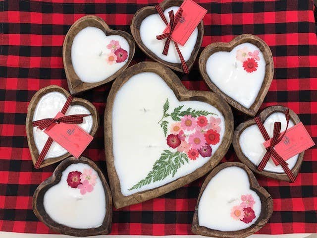 Heart shaped dough bowl soy candle with flowers