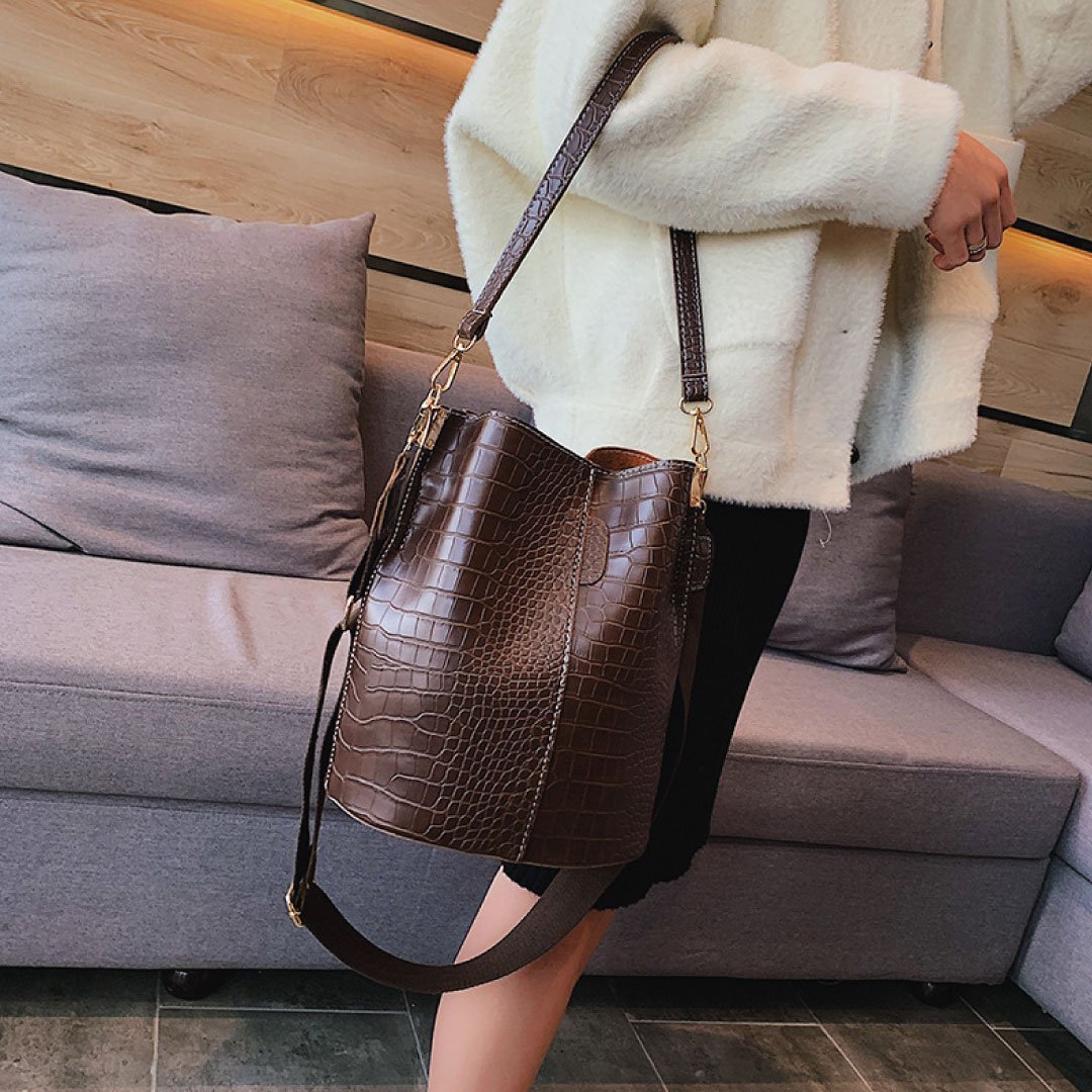 ClaudiaG Blake Shoulder Bag -Chocolate Croc