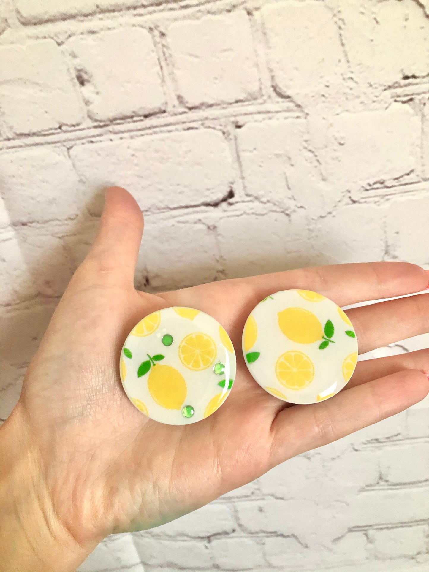 Lemon Phone Grip