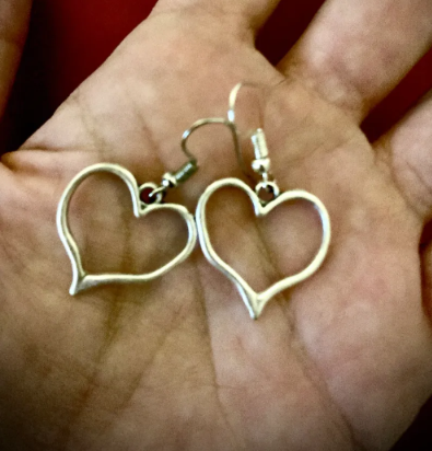 Hart’s Heart Gold Earrings