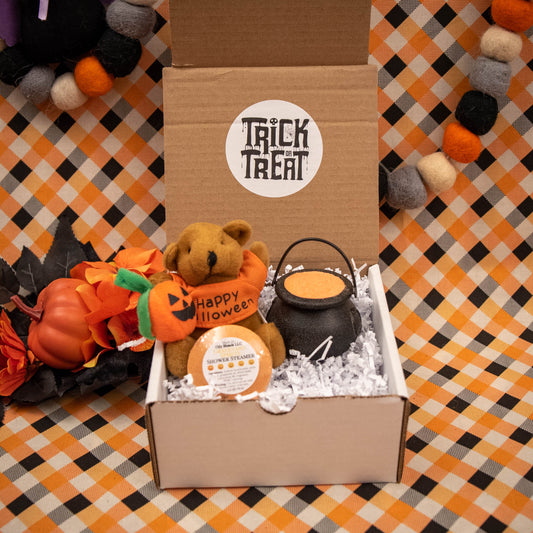 Halloween Gift Box with Plush, Cauldron and Shower Steamer