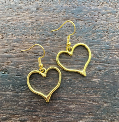 Hart’s Heart Gold Earrings