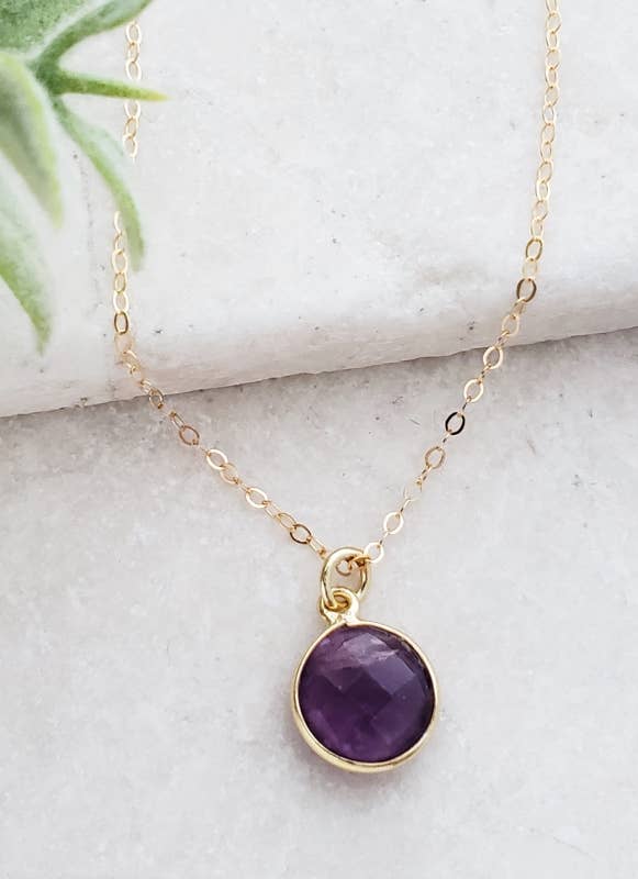 Round Amethyst Necklace in Gold