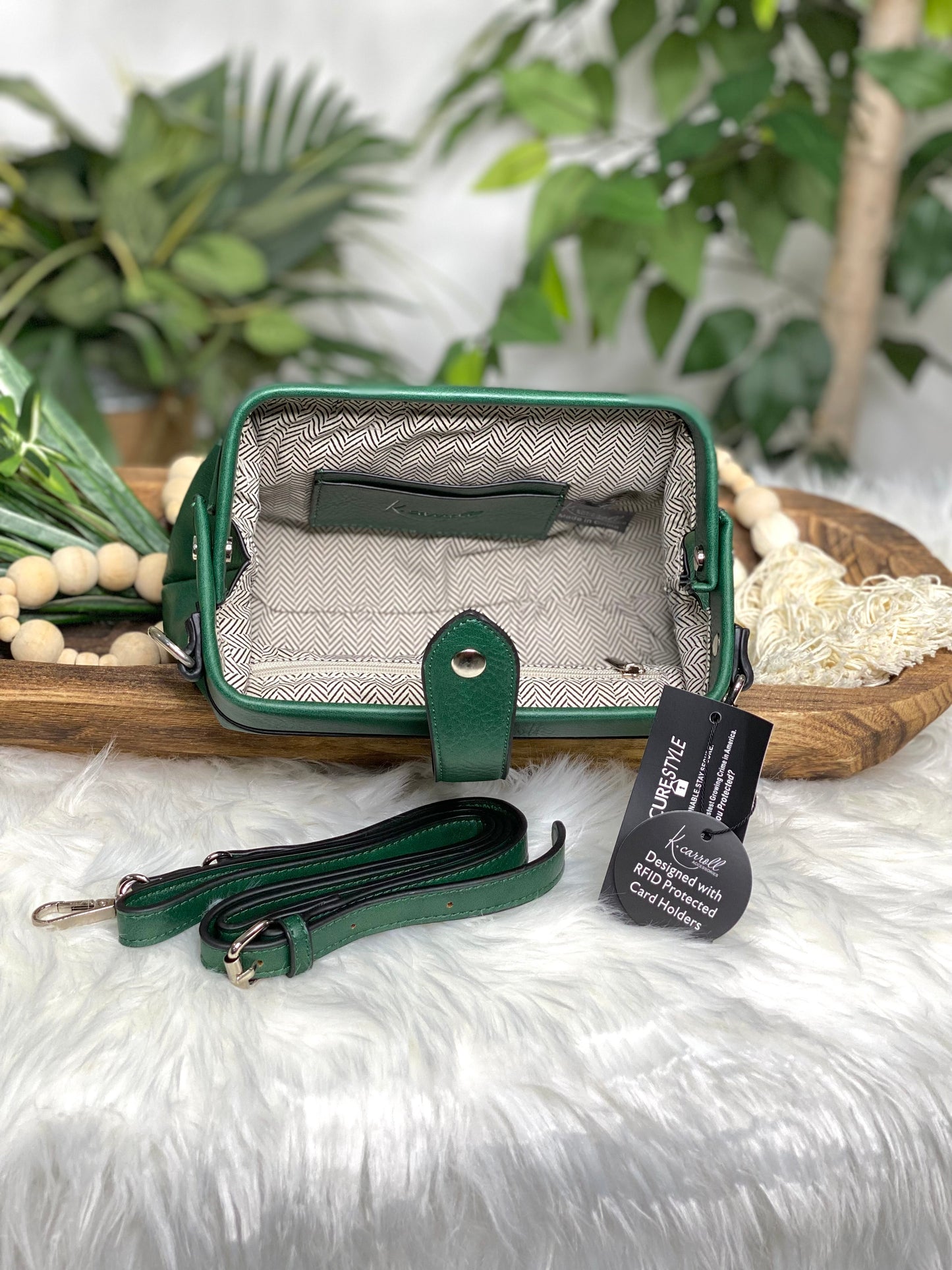 Maple Crossbody Purse in Emerald