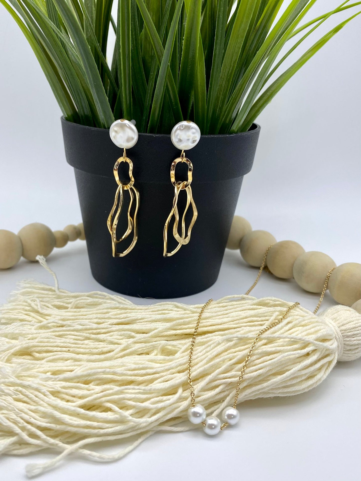 Pearl Waves Earrings in Gold