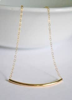 Curved Bar Necklace in Gold